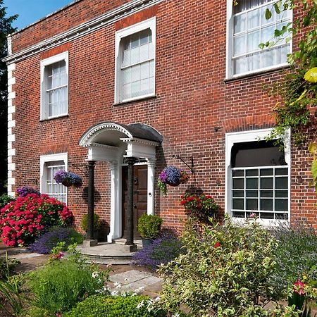 Milford Hall Salisbury Bagian luar foto